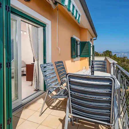 3 Bedroom Beautiful In * Mošćenička Draga